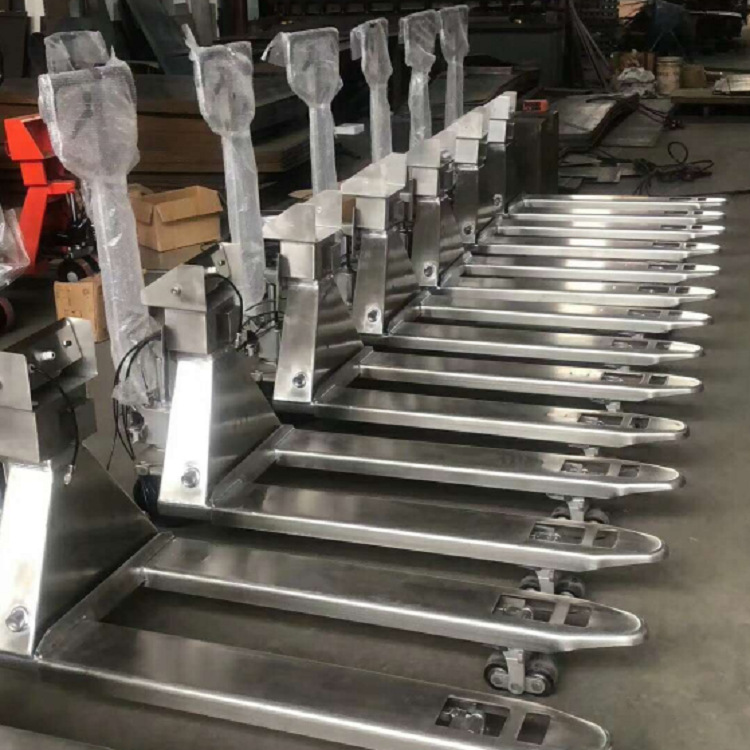 帥華不銹鋼叉車秤發(fā)貨現(xiàn)場(chǎng)